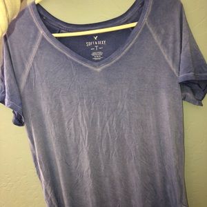 american eagle tee size medium
